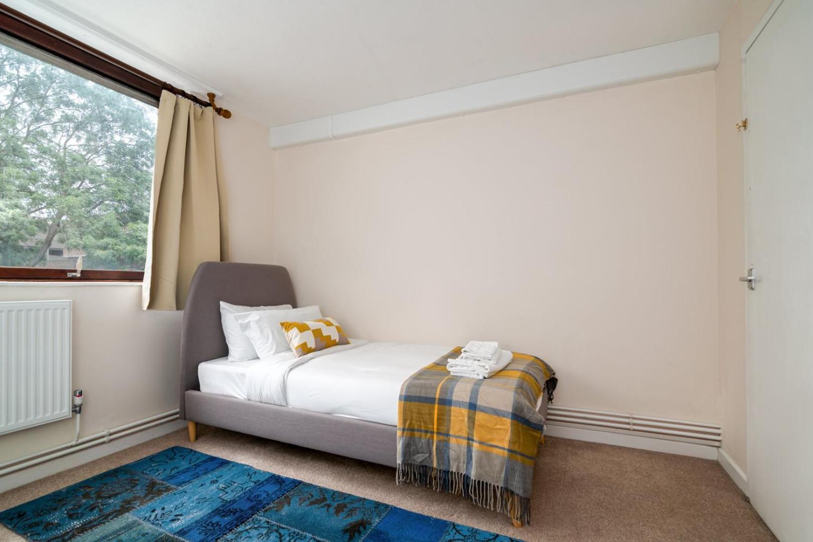 Guestready - Lovely Ground Floor Duplex With Patio In Southbank Apartment London Bagian luar foto